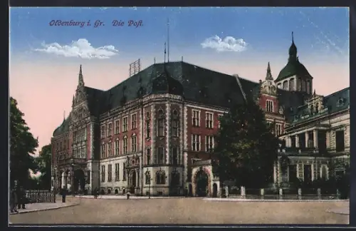 AK Oldenburg i. Gr., auf der Strasse vor der Post