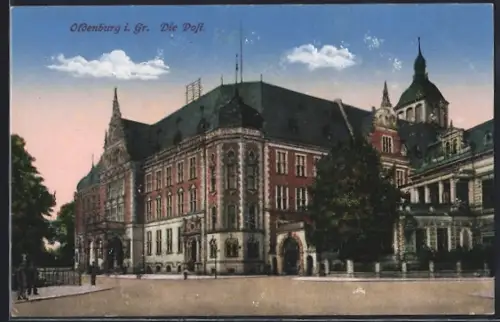 AK Oldenburg i. Gr., auf der Strasse vor der Post