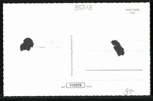 AK Münchberg /Ofr., Strassenansicht mit Kirche