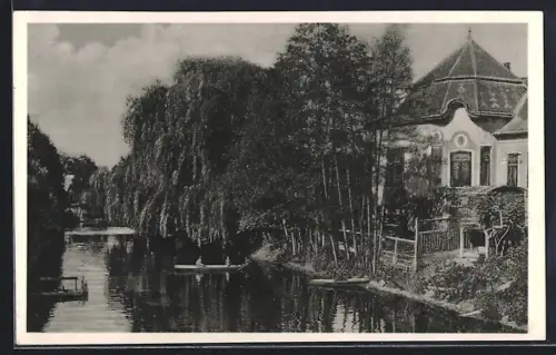 AK Beregszasz, Flusspartie mit Spitzkuppel-Gebäude