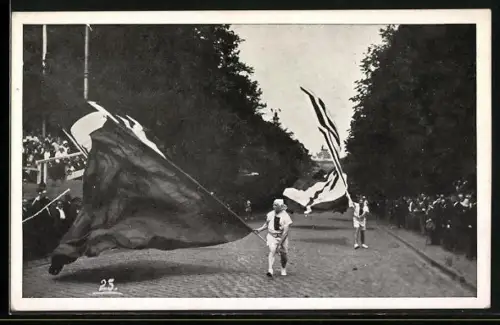 AK Wien, X. Sängerbundesfest, Festzug mit Fahnen