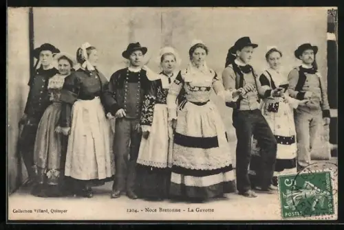 AK Noce Bretonne, La Gavotte