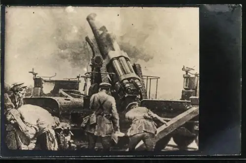 Foto-AK Britisches schweres Geschütz feuerbereit