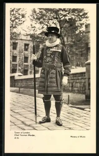 AK London, Tower of London, Chief Yeoman Warder, Britischer Soldat in Uniform