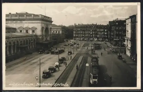 AK Mannheim, Bahnhofsvorplatz, Strassenbahn, Autos