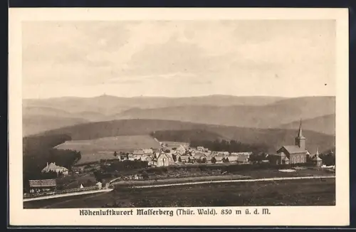 AK Masserberg (Thür. Wald), Ortsansicht aus der Ferne mit Blick auf die Kirche