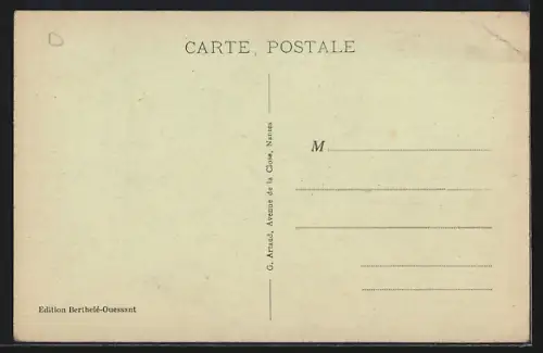 AK Ouessant, Baie de Lampaul avec vue sur le village et la côte