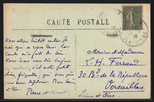 AK Quimperlé, Vue sur l`Ellé avec le Clocher de Sainte-Croix et l`ancien Pigeonnier de l`Abbaye