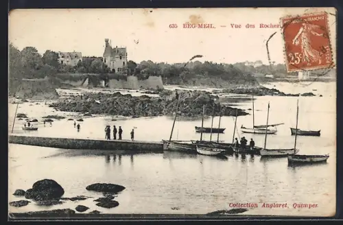 AK Beg-Meil, Vue des Rochers et des bateaux amarrés