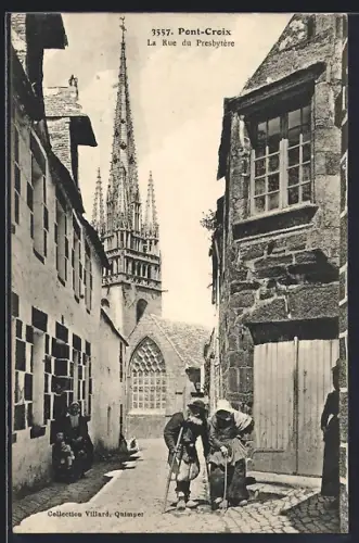 AK Pont-Croix, La Rue du Presbytère avec vue sur l`église et habitants dans la rue