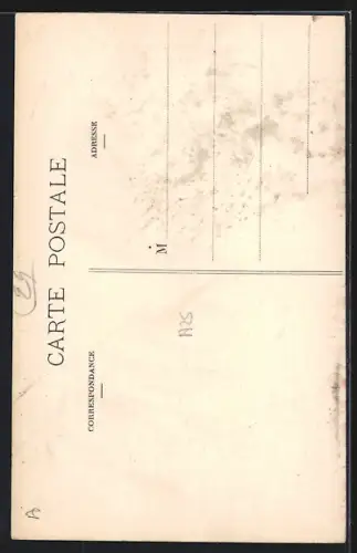 AK Saint-Pol-de-Léon, La Grand`Rue et vue sur le clocher de l`église