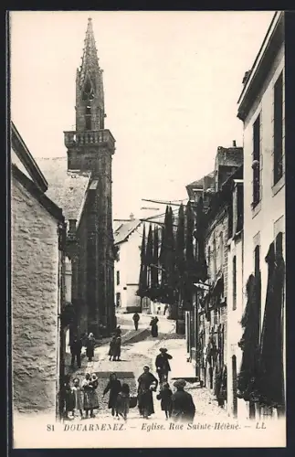 AK Douarnenez, Église, Rue Sainte-Hélène