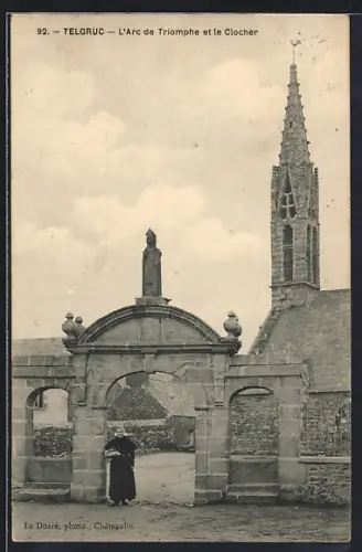 AK Telgruc, L`Arc de Triomphe et le Clocher