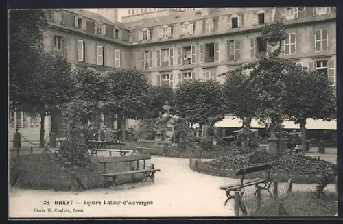 AK Brest, Square Latour-d`Auvergne avec jardins et bancs