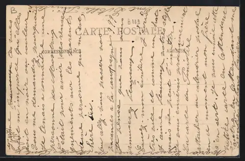 AK Pont-l`Abbé, Entrée de la rue Victor-Hugo, Le Château