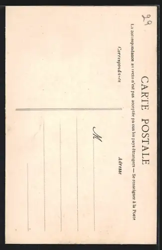 AK Douarnenez, Ruines du Château de Kératry avec une femme assise près de l`entrée