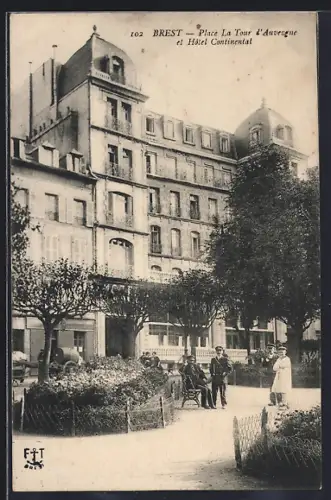 AK Brest, Place La Tour d`Auvergne et Hôtel Continental
