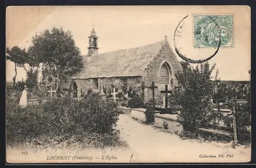 AK Lochrist /Finistère, L`Église et le cimetière attenant