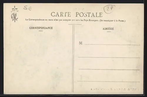 AK Châteaulin, Quartier Notre-Dame avec vue sur les bâtiments et la falaise