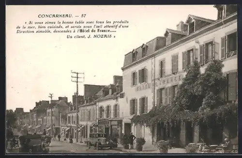 AK Concarneau, Hôtel de France et rue animée avec voitures et passants
