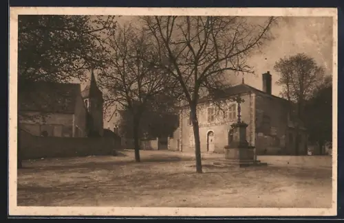 AK Neuvy-Pailloux /Indre, La Mairie et l`Église
