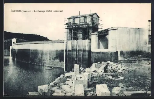 AK Éguzon /Creuse, Le Barrage, Côté intérieur
