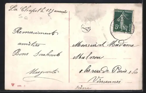 Passepartout-AK Dresden, Gesamtansicht auf Frauenkirche, Tannenzweig mit Tannenzapfen