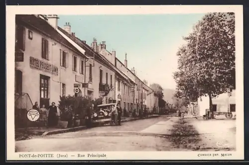 AK Pont-de-Poitte /Jura, Rue Principale avec l`hôtel Peugeot Lavie et une voiture ancienne