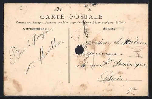 AK Moissey /Jura, La Grande-Rue animée avec passants et maisons