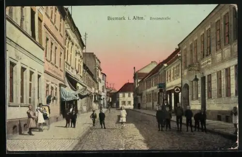Goldfenster-AK Bismark i. Altm., Geschäfte in der Breitestrasse
