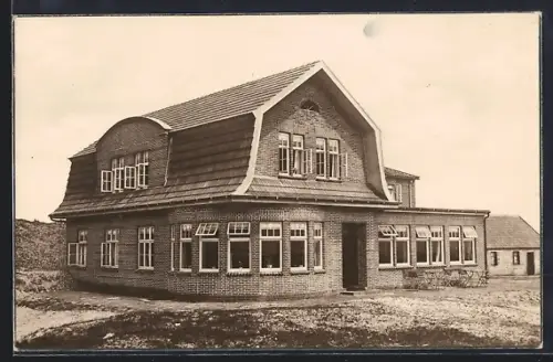 AK Baltrum /Nordsee, Hotel und Cafe Dünenschlösschen H. Bruns, Gebäudeansicht