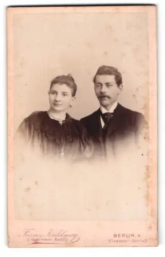 Fotografie Franz Kuhlmey, Berlin, Elsasser Strasse 1, Porträt eines Paares