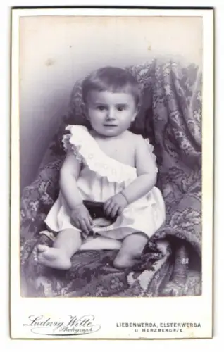 Fotografie Ludwig Witte, Liebenwerda, Bahnhofstrasse 4, Elsa Schierz als Kleinkind