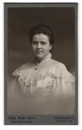 Fotografie Carl Ruf Nachf., Heidelberg, Hauptstr. 146, Porträt einer Dame