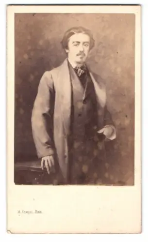 Fotografie A. Crespon, Nîmes, Porträt eines eleganten Herrn