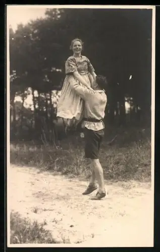 Foto-AK Wandervögel beim Ausdruckstanz
