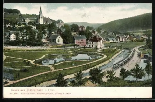 AK Stützerbach i. Thür., Ortsansicht mit Kirche, Teichanlagen, Wohnhäuser