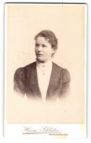 Fotografie Hermann Schlüter, Magdeburg, Breite Weg, Porträt einer jungen Frau