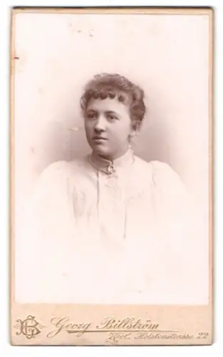 Fotografie Georg Billström, Kiel, Holstenstrasse 22, Porträt einer jungen Frau