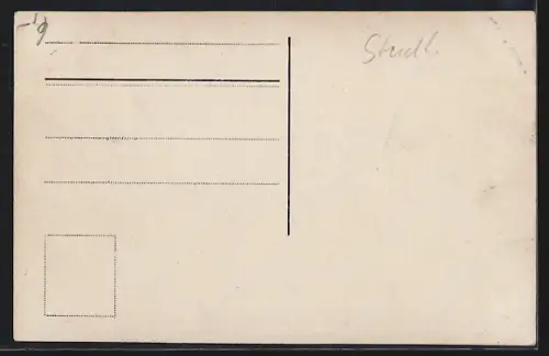 Foto-AK Studenten posieren mit ihrem Wappen