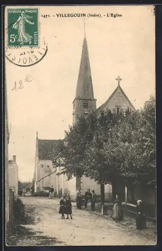 AK Villegouin /Indre, L`Église et la rue animée avec des habitants
