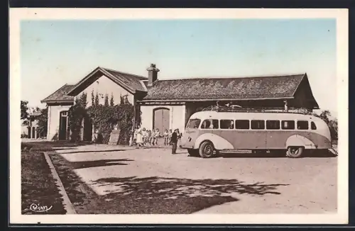 AK Paudy /Indre, La Gare, Arret des cars de l`Indre
