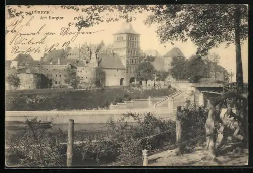 AK Lübeck, Burgtor, Stadtmauer, Brücke