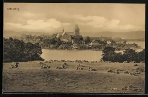 AK Ratzeburg, Stadtansicht mit Kirche und See