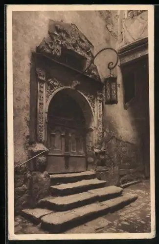 AK Rothenburg / Tauber, Portal im Rathaushof