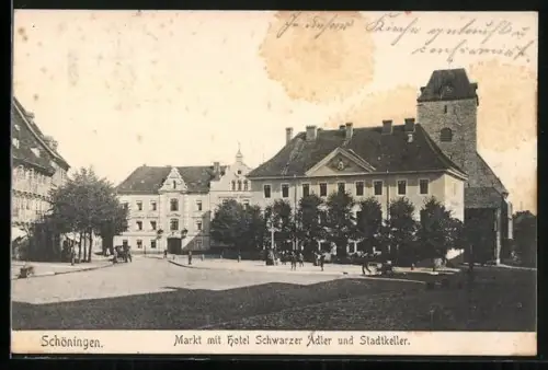 AK Schöningen, Markt mit Hotel Schwarzer Adler und Stadtkeller
