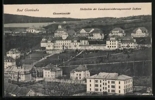 AK Bad Gottleuba, Gesamtansicht mit Heilstätte der Landesversicherungsanstalt Sachsen