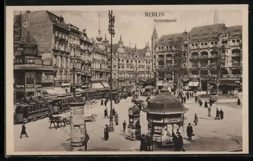 AK Berlin, Spittelmarkt mit Kiosk, Hauswandwerbung für Sinalco und Strassenbahn
