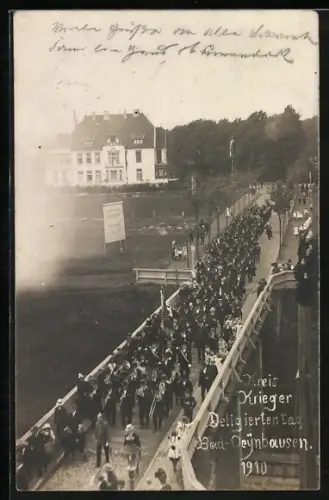 Foto-AK Bad Oeynhausen, Kreis-Krieger-Delegierten Tag 1910, Ansicht aus der Vogelschau