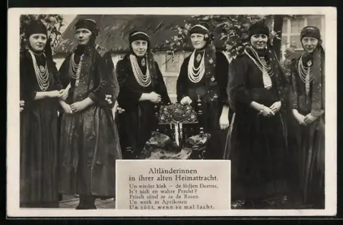 AK Altländerinnen in ihrer alten Heimattracht